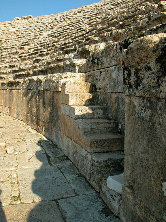 Amphitheatre6